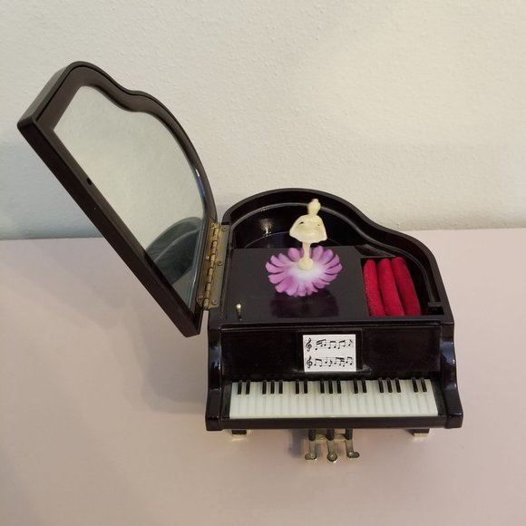 Musical Grand Piano Music Jewelry Box Gift Ornate Embellished Spinning Dancer